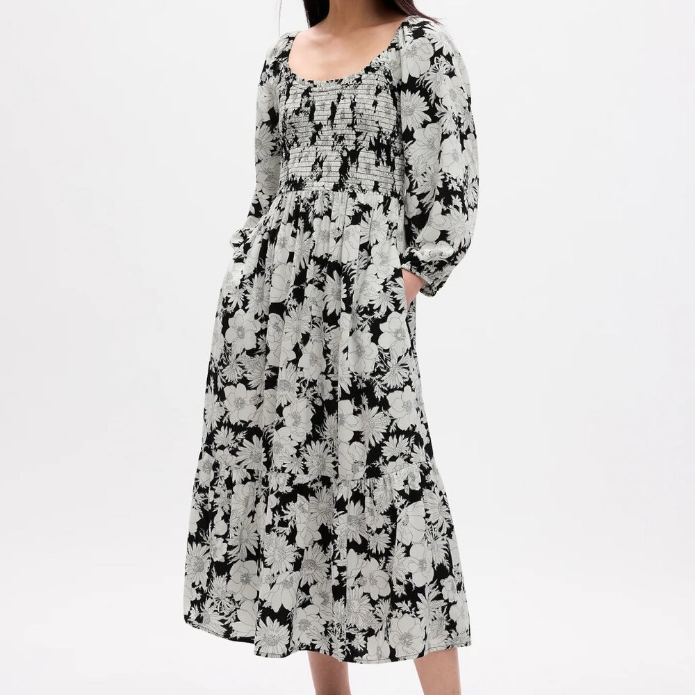 GAP White/Black Floral Smocked Scoop neck Midi Dress/NWT/S